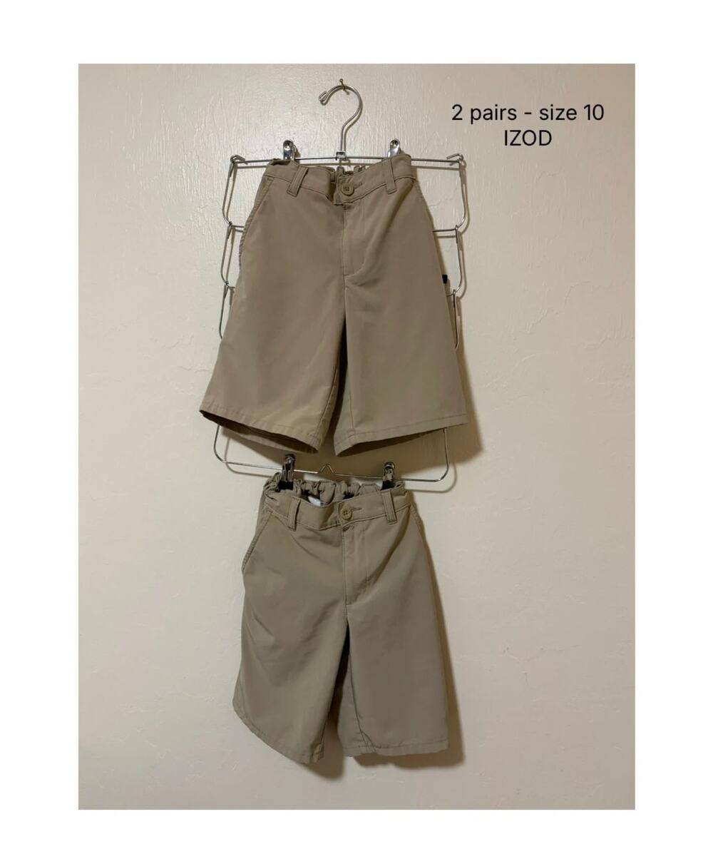 2 pairs khaki shorts (10) - IZOD